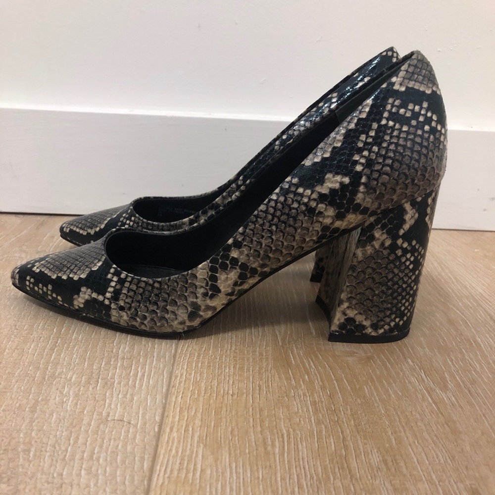 Charles David snakeskin pumps
